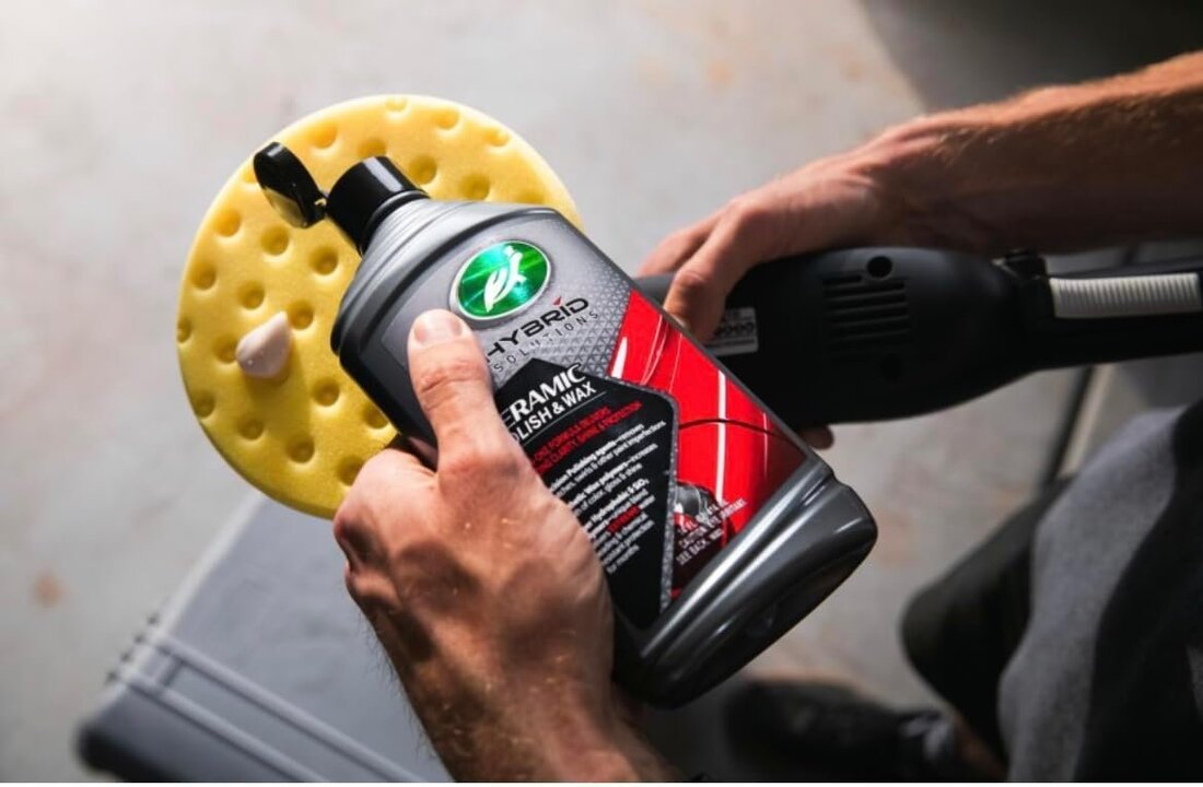 پولیش برای رفع خط و خش واکس افزایش درخشش و محافظت از رنگ